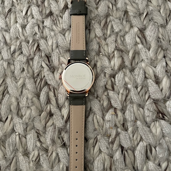 NWT Monroe Rose Gold Watch - Picture 3 of 3